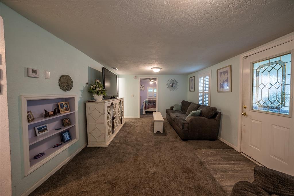 605 Northeast 20th Street Ocala, FL 34470 - Photo 2 of 16