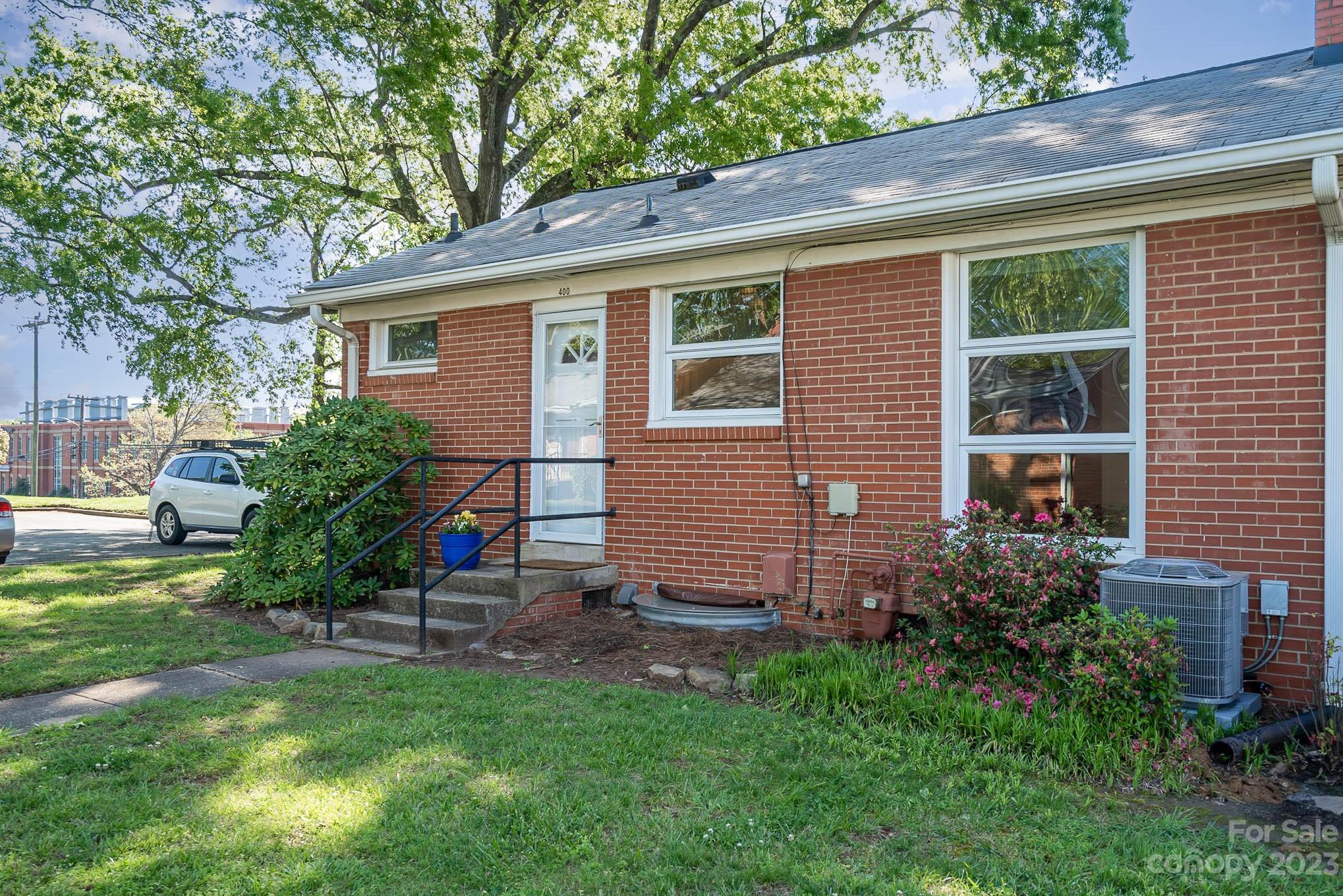 400 South Sharon Amity Road Charlotte, NC 28211 - Photo 17 of 23