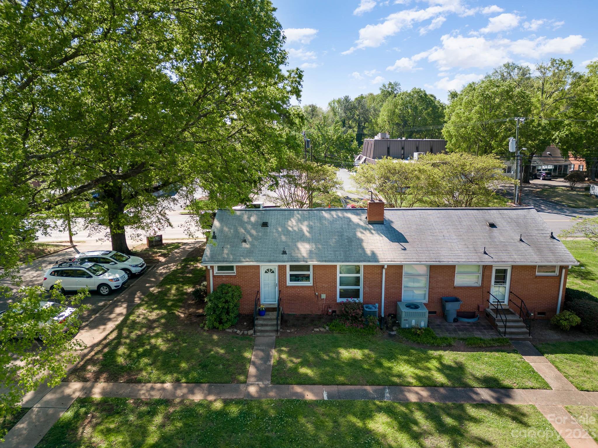 400 South Sharon Amity Road Charlotte, NC 28211 - Photo 18 of 23