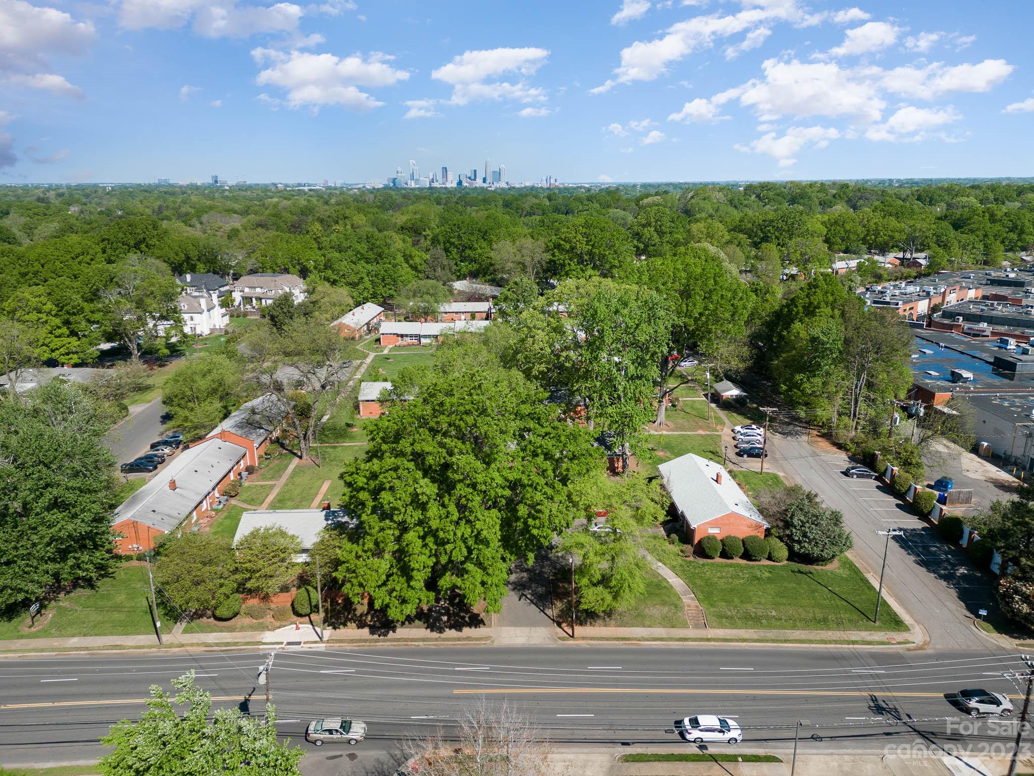 400 South Sharon Amity Road Charlotte, NC 28211 - Photo 20 of 23