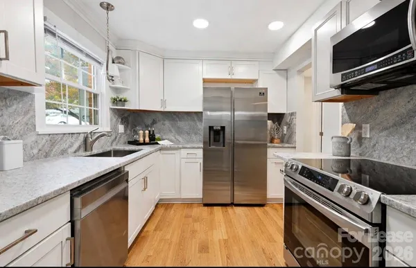 $1,450 | 912 McAlway Road, Charlotte, NC 28211