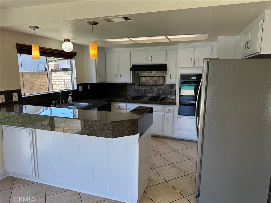 8549 Orange Street Rancho Cucamonga, CA 91701 - Photo 6 of 38
