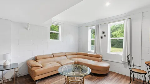 $349,900 | 368 Oakview Drive, Nashville, TN 37207