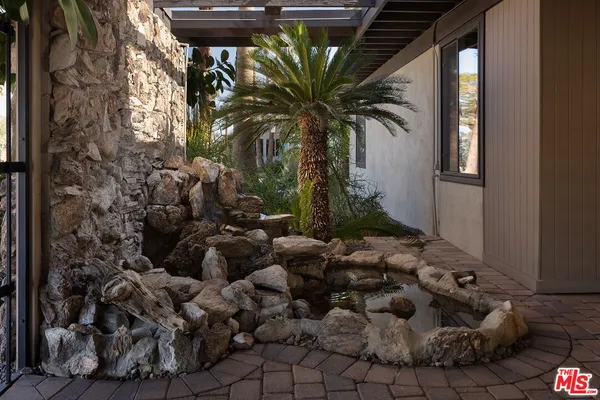 $1,774,999 | 5305 East Lakeside Drive, Palm Springs, CA 92264