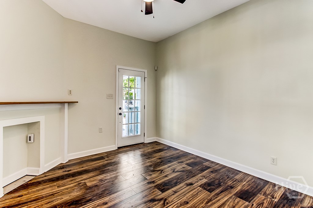 307 West Henry Street, Unit A Savannah, GA 31401 - Photo 4 of 16