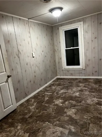 $1,000 | 1981 Niagara Street, Buffalo, NY 14207