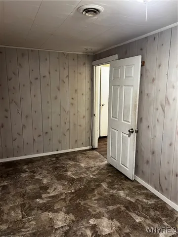 $1,000 | 1981 Niagara Street, Buffalo, NY 14207