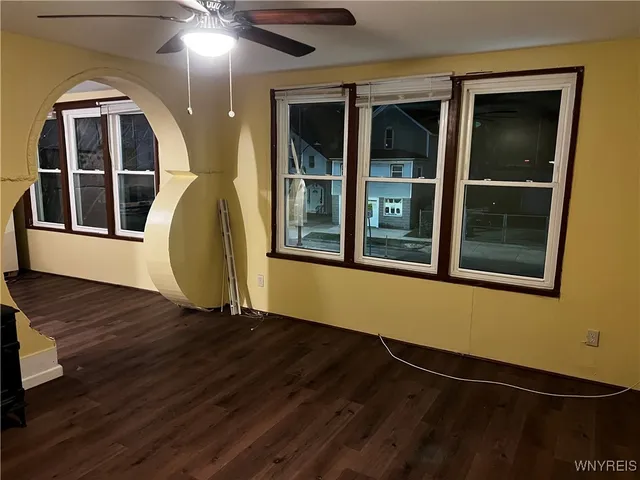 $1,100 | 1981 Niagara Street, Buffalo, NY 14207