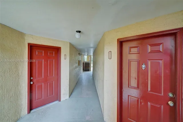 $2,275 | 457 Vista Isles Drive, Unit 2112, Sunrise, FL 33325