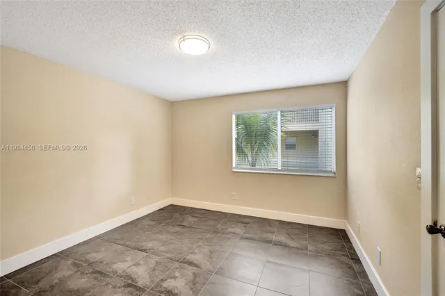 $2,275 | 457 Vista Isles Drive, Unit 2112, Sunrise, FL 33325