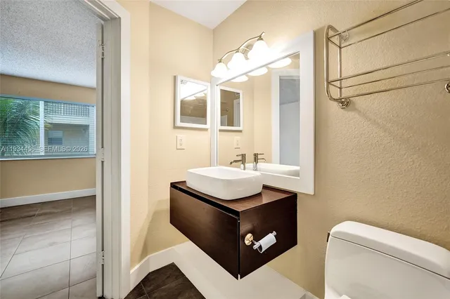 $2,275 | 457 Vista Isles Drive, Unit 2112, Sunrise, FL 33325