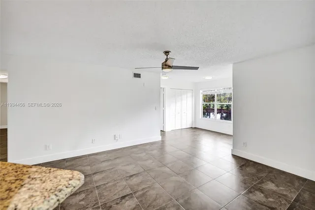 $2,275 | 457 Vista Isles Drive, Unit 2112, Sunrise, FL 33325