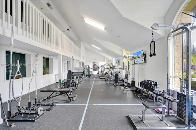 $2,275 | 457 Vista Isles Drive, Unit 2112, Sunrise, FL 33325