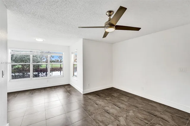 $2,275 | 457 Vista Isles Drive, Unit 2112, Sunrise, FL 33325