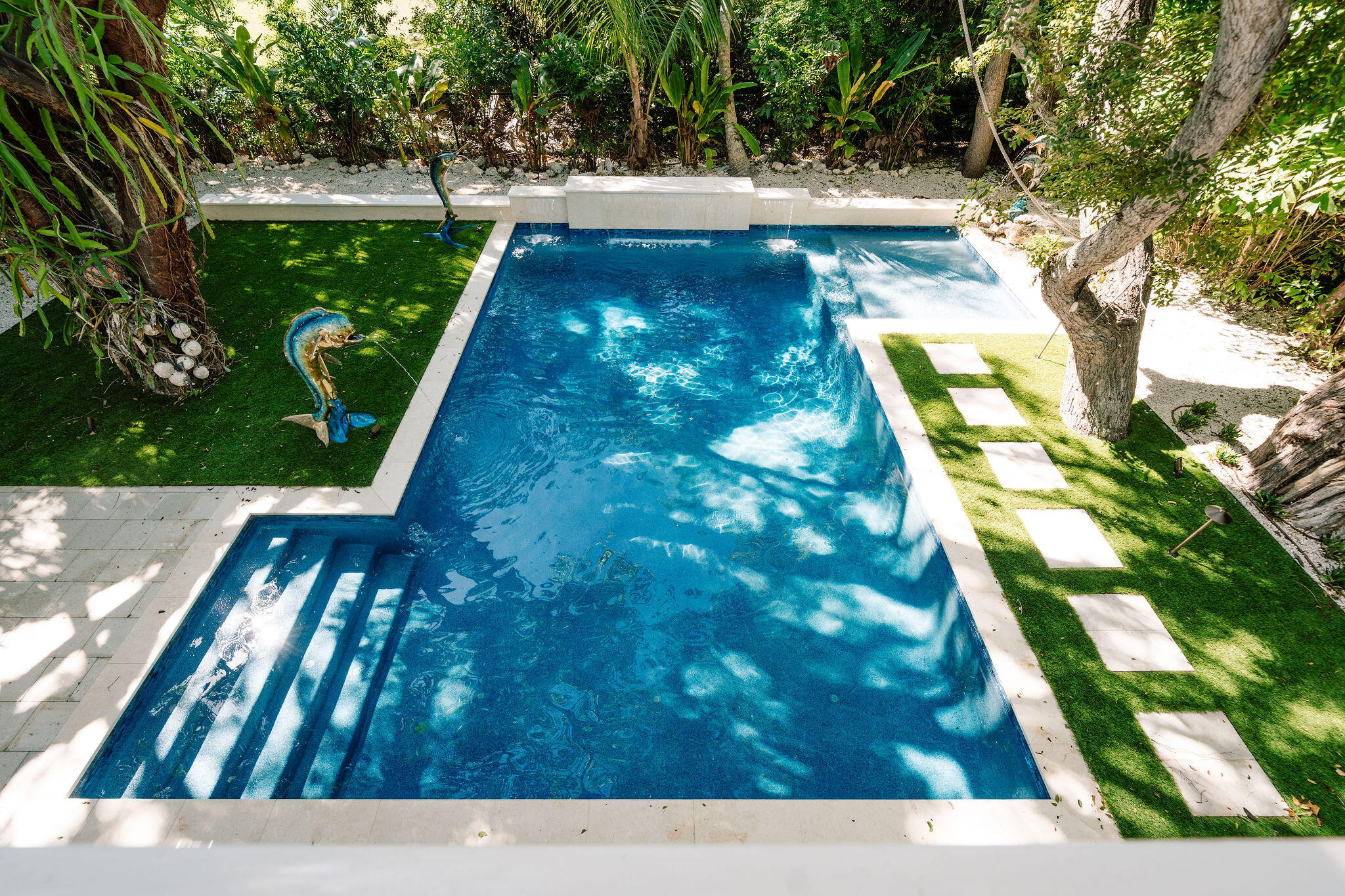 1022 Dove Road Key Largo, FL 33037 - Photo 13 of 62 Large Luxury Pool