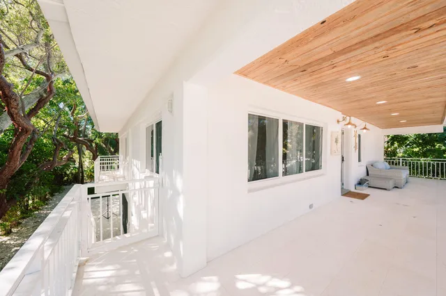 $935,000 | 1022 Dove Road, Key Largo, FL 33037