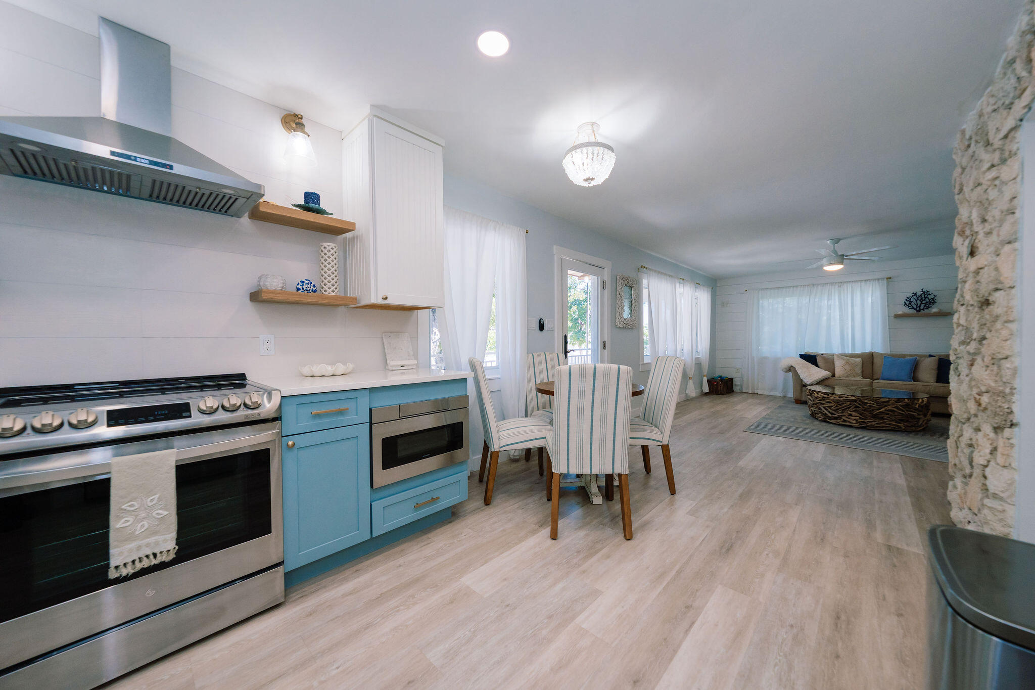 1022 Dove Road Key Largo, FL 33037 - Photo 25 of 62 Kitchen