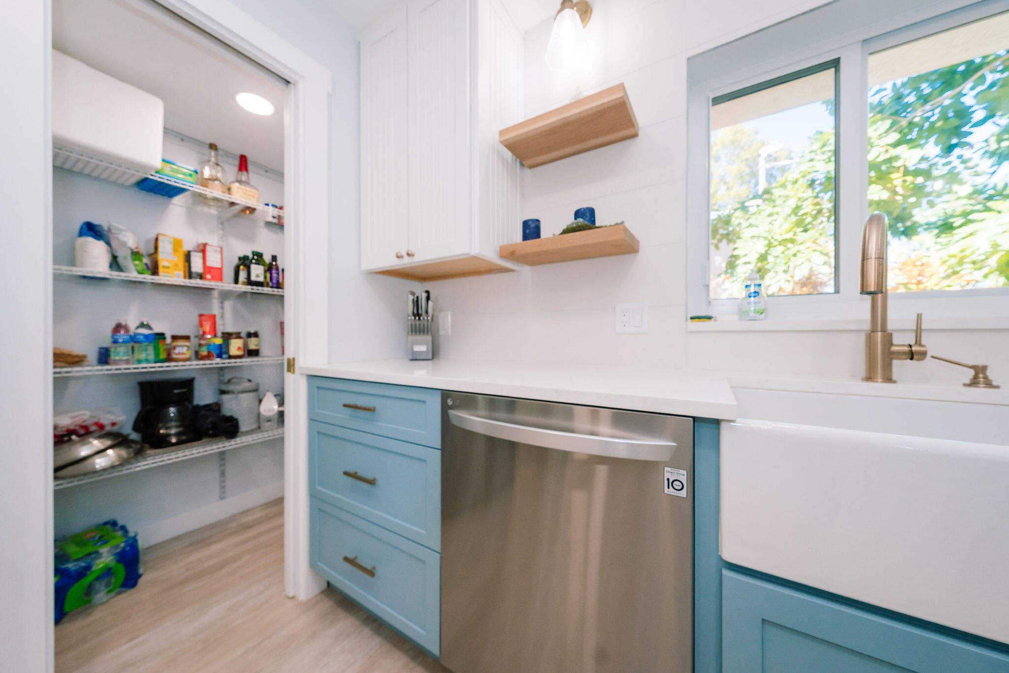 1022 Dove Road Key Largo, FL 33037 - Photo 27 of 62 Kitchen