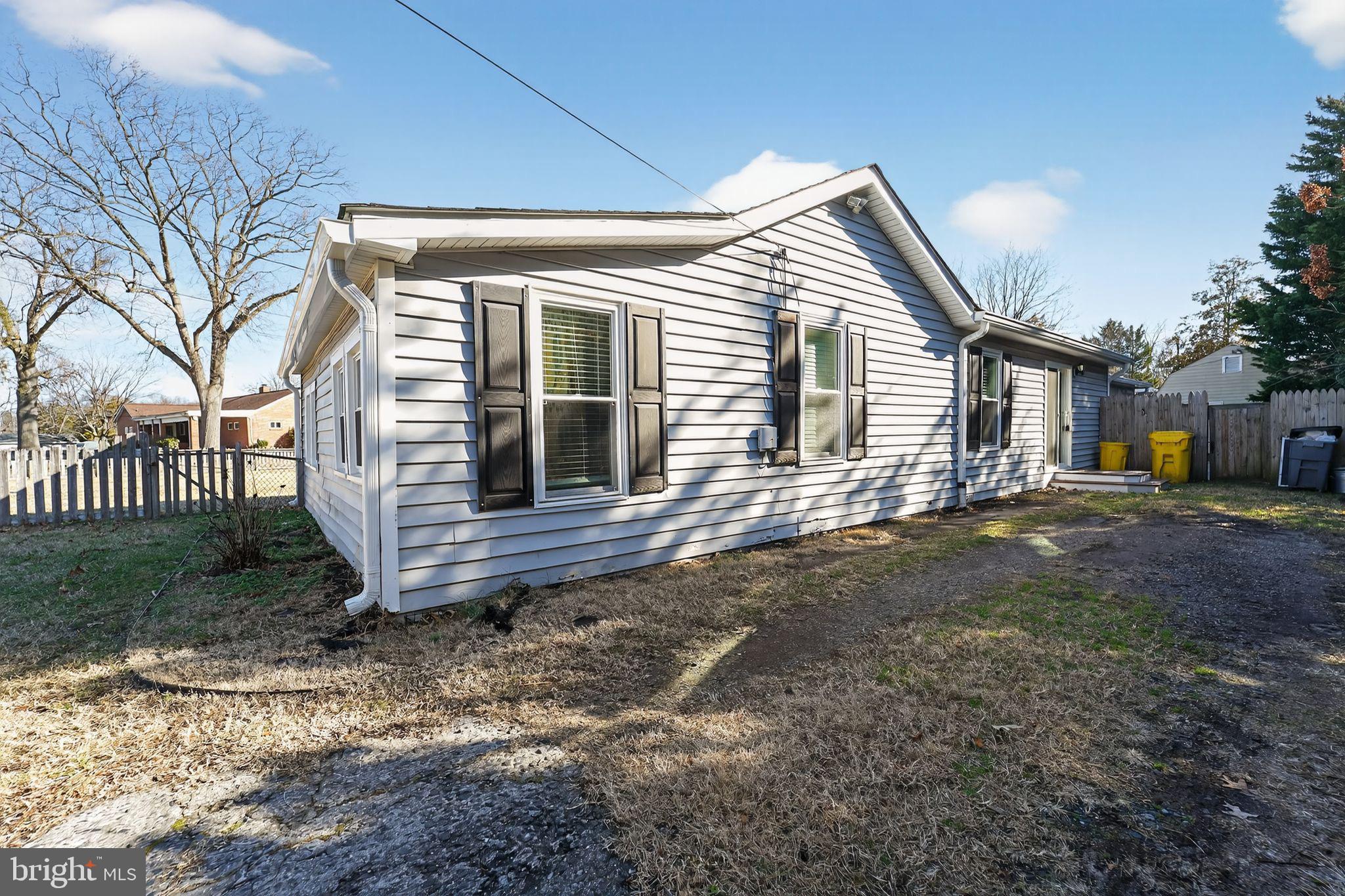 7819 Bertha Road Pasadena, MD 21122 - Photo 2 of 31 a view of back yard of the house