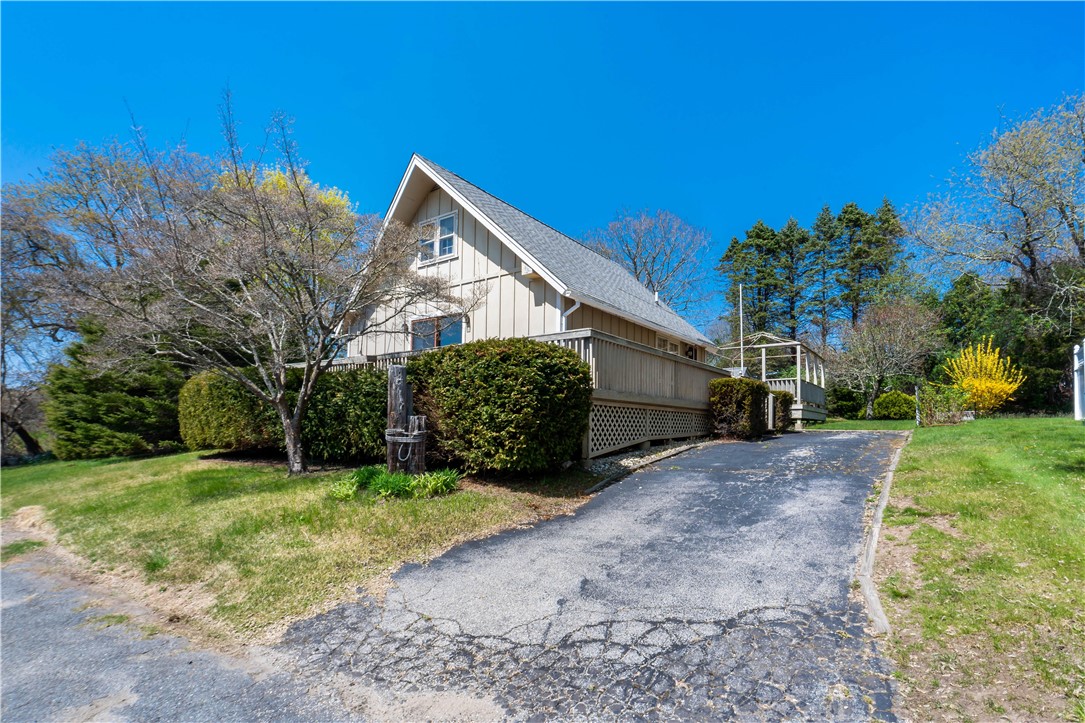 25 Westside Road South Kingstown, RI 02879 - Photo 3 of 40