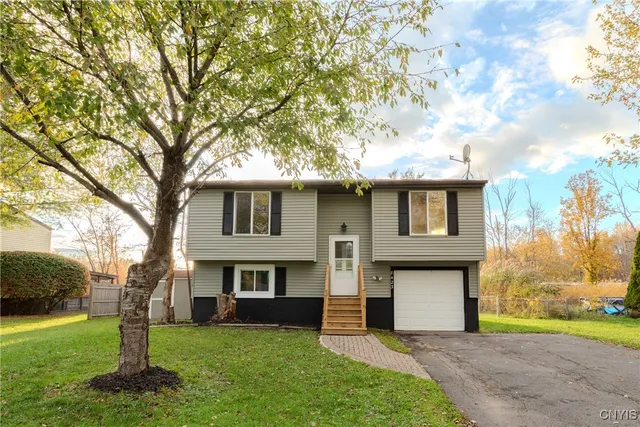 $228,000 | 8423 Torchwood Lane, Cicero, NY 13039