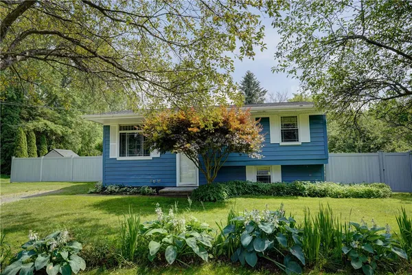 $199,900 | 496 Plank Road, Walworth, NY 14502