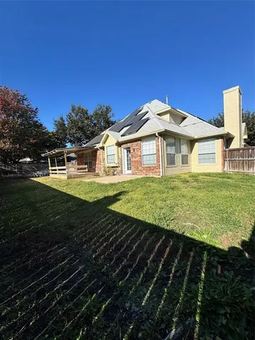 $3,200 | 320 Sycamore Drive, Murphy, TX 75094