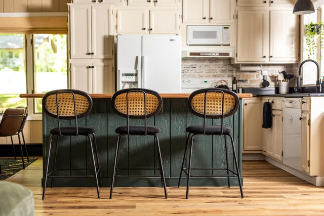 $329,900 | 8247 Tanglewood Trail, Stanwood, MI 49346