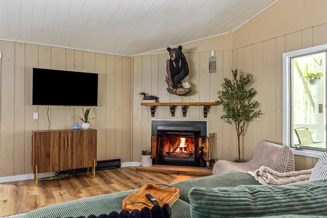 $329,900 | 8247 Tanglewood Trail, Stanwood, MI 49346