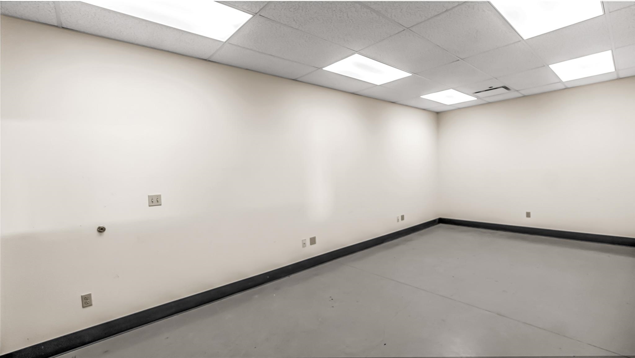 41009 County Road 5 Meeker, CO 81641 - Photo 13 of 38 a view of a room