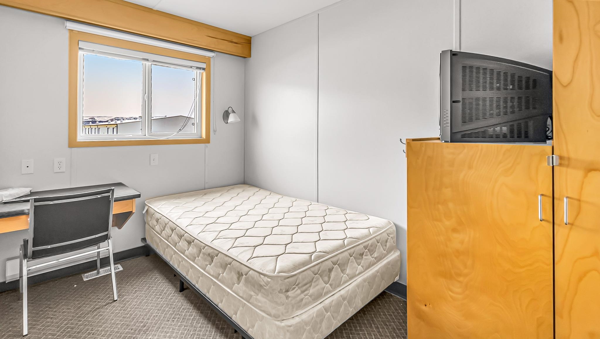 41009 County Road 5 Meeker, CO 81641 - Photo 25 of 38 a bedroom with a bed and a window