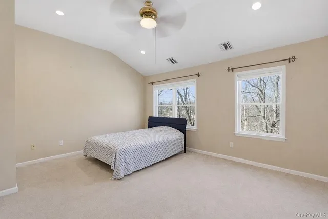 $5,500 | 305 Glenwood Drive, Unit 33, Briarcliff Manor, NY 10510