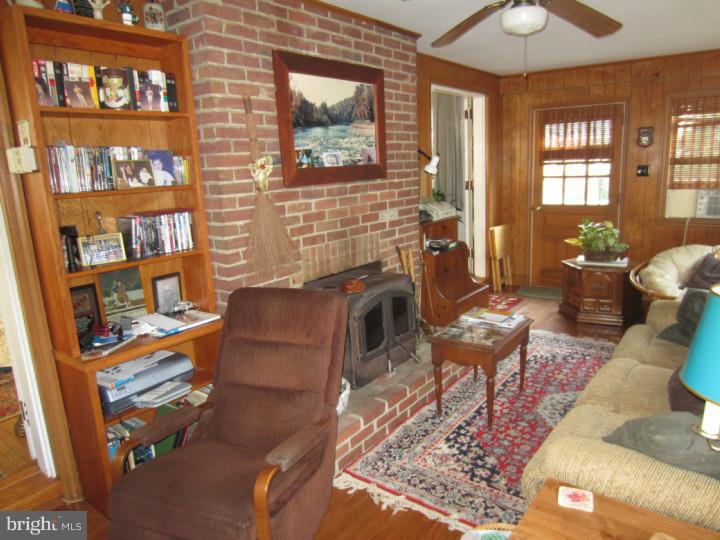 107 Simpson Road Ardmore, PA 19003 - Photo 5 of 14 Den