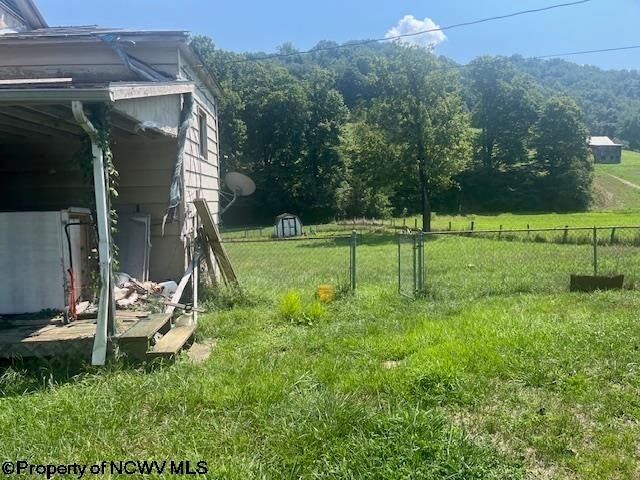 2642 Jamison Road Fairview, WV 26570 - Photo 7 of 7 Gallery Image 7