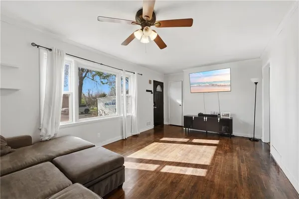 $235,000 | 4709 Evanston Avenue, Kansas City, MO 64133