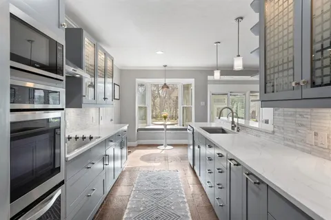 $925,000 | 9576 Ash Creek Drive, Dallas, TX 75228