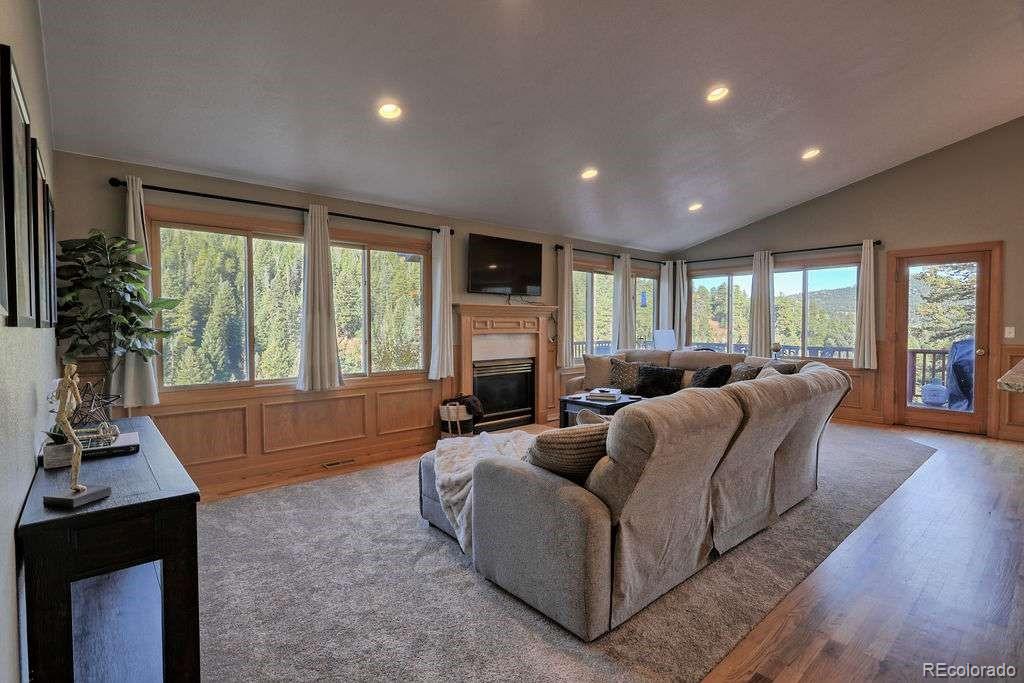 10197 Crest View Drive Morrison, CO 80465 - Photo 10 of 49