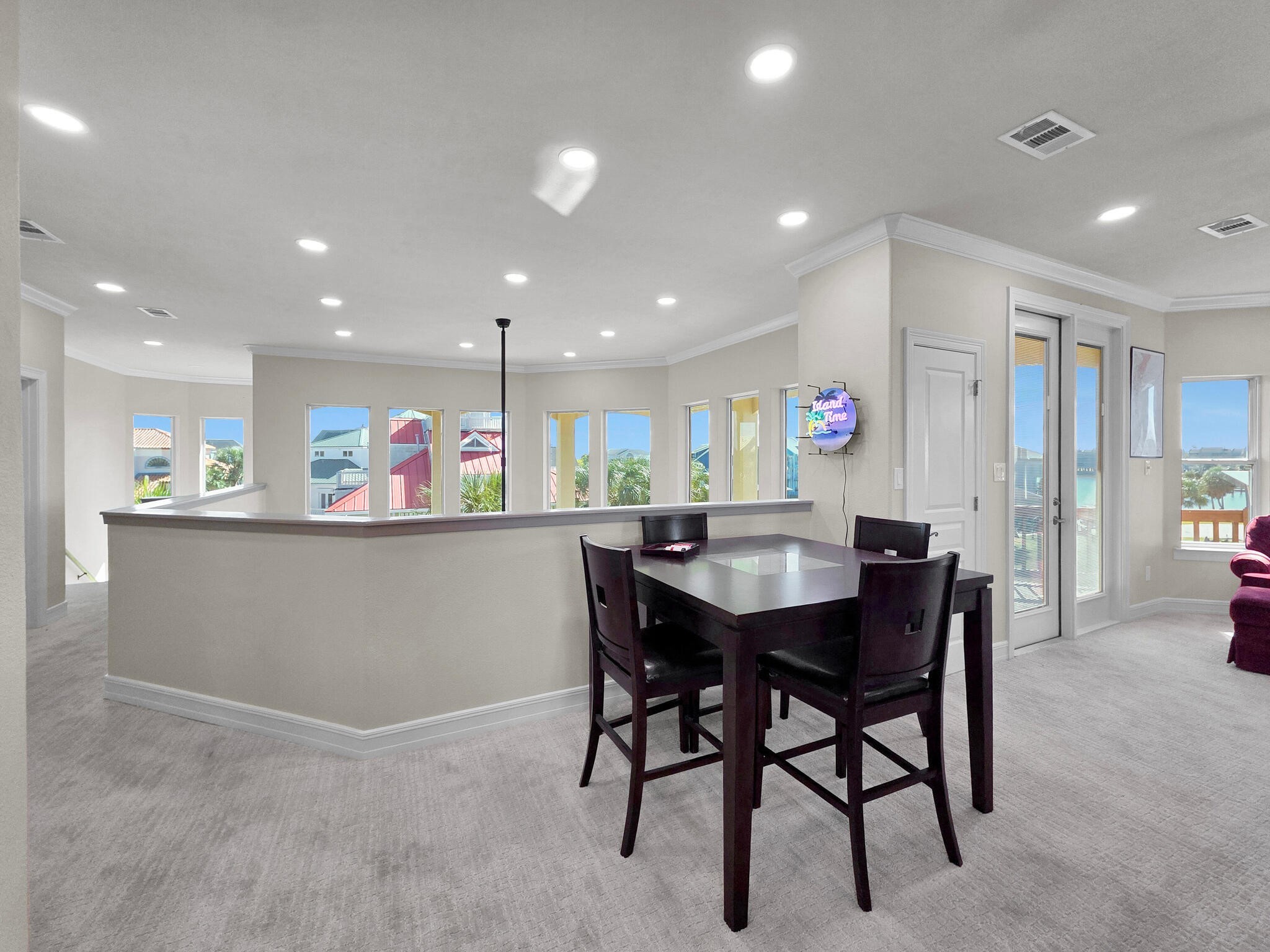 425 Island Way Port Arthur, TX 77640 - Photo 25 of 49 3rd floor gameroom