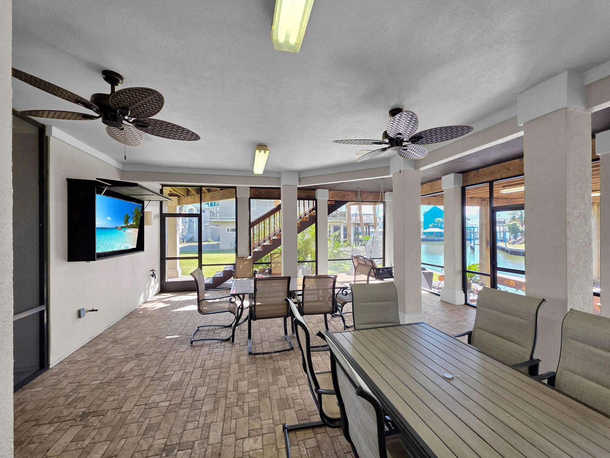 425 Island Way Port Arthur, TX 77640 - Photo 38 of 49 1st-Outdoor living area