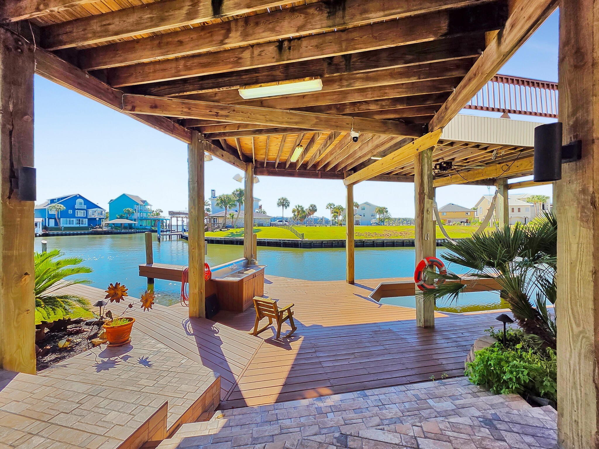 425 Island Way Port Arthur, TX 77640 - Photo 42 of 49 Outdoor grill + boat lift