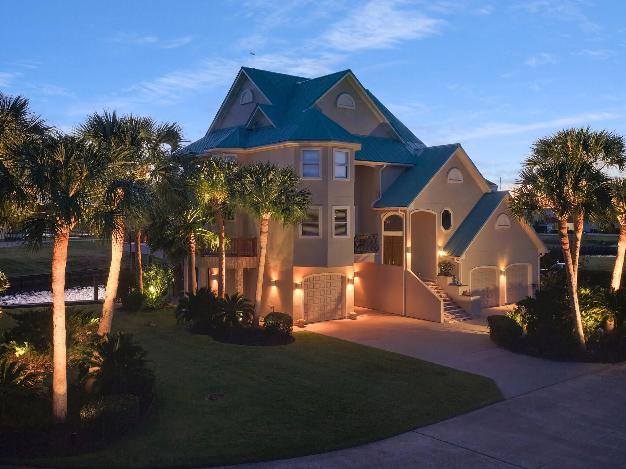 425 Island Way Port Arthur, TX 77640 - Photo 48 of 49 a view of house with outdoor space