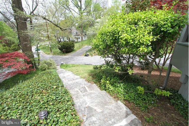 1200 Poplar Hill Road Baltimore, MD 21210 - Photo 16 of 18 a view of a garden