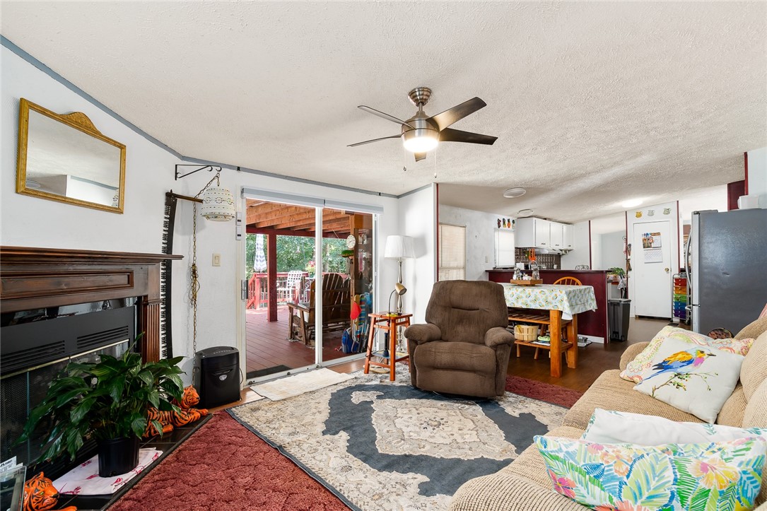 136 Ernest Glenn Road Fair Play, SC 29643 - Photo 13 of 36 Gallery Image 13