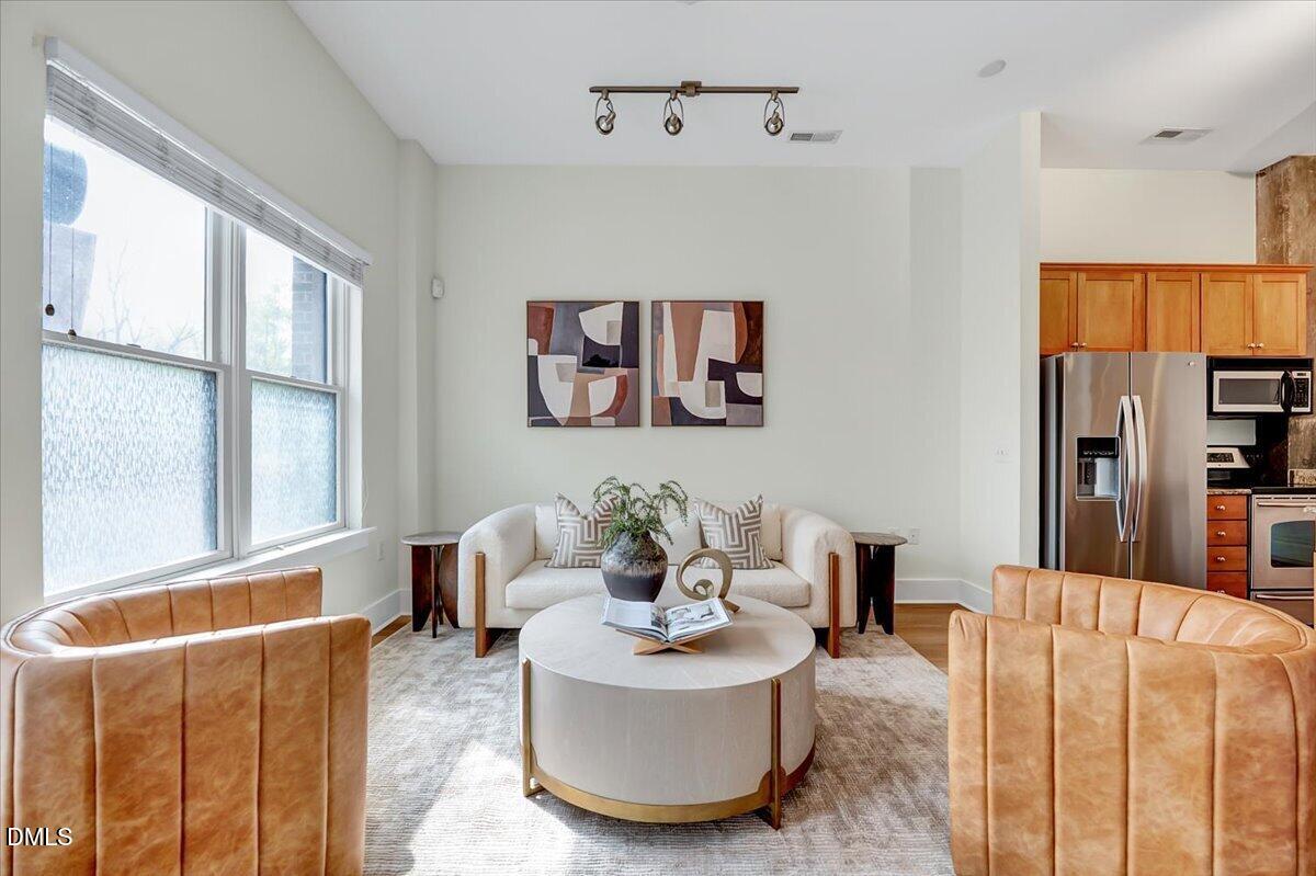 444 South Blount Street, Unit 109 Raleigh, NC 27601 - Photo 5 of 42 18-44 Blount St 109-18