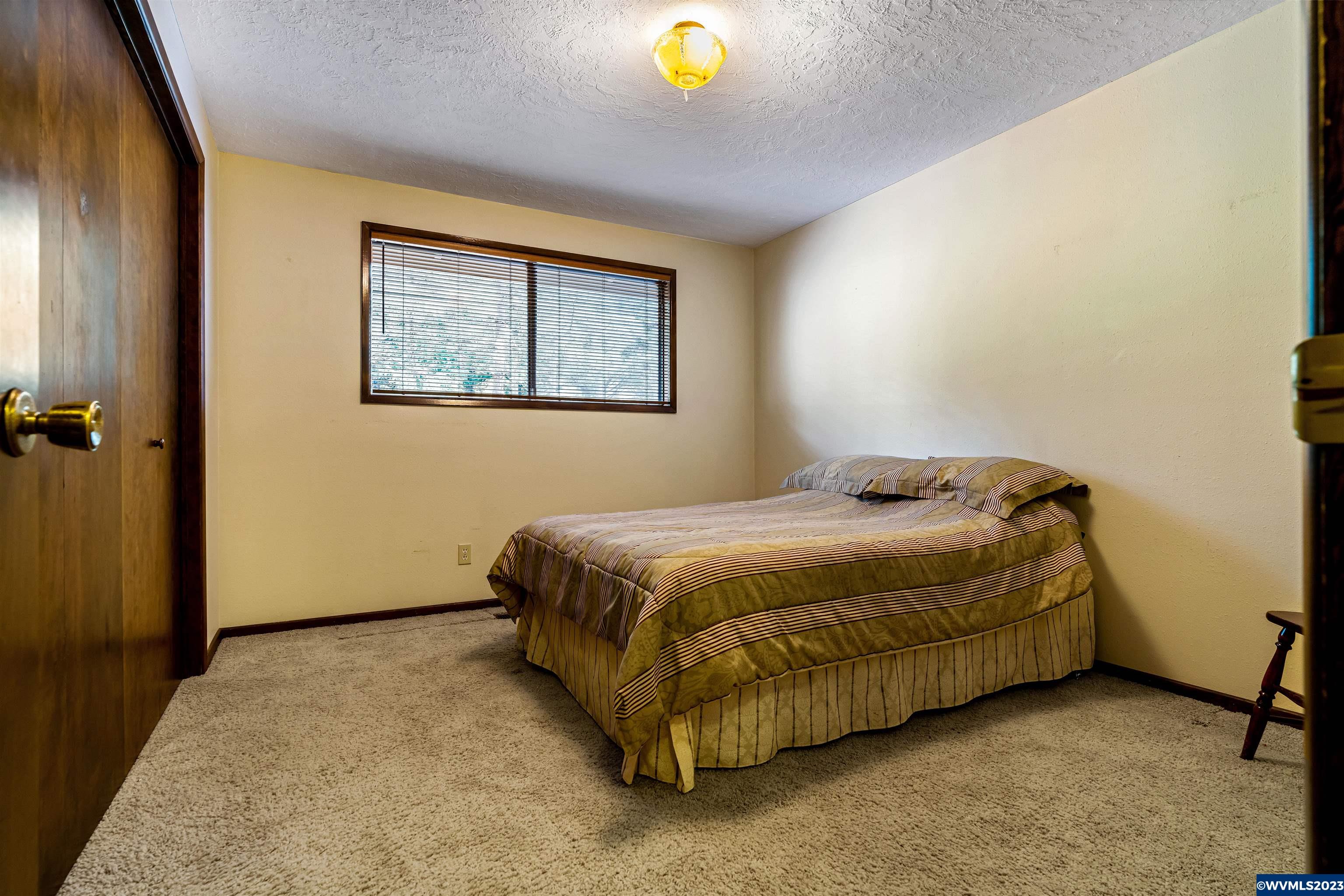 3185 Northwest Countryman Circle Albany, OR 97321 - Photo 15 of 42
