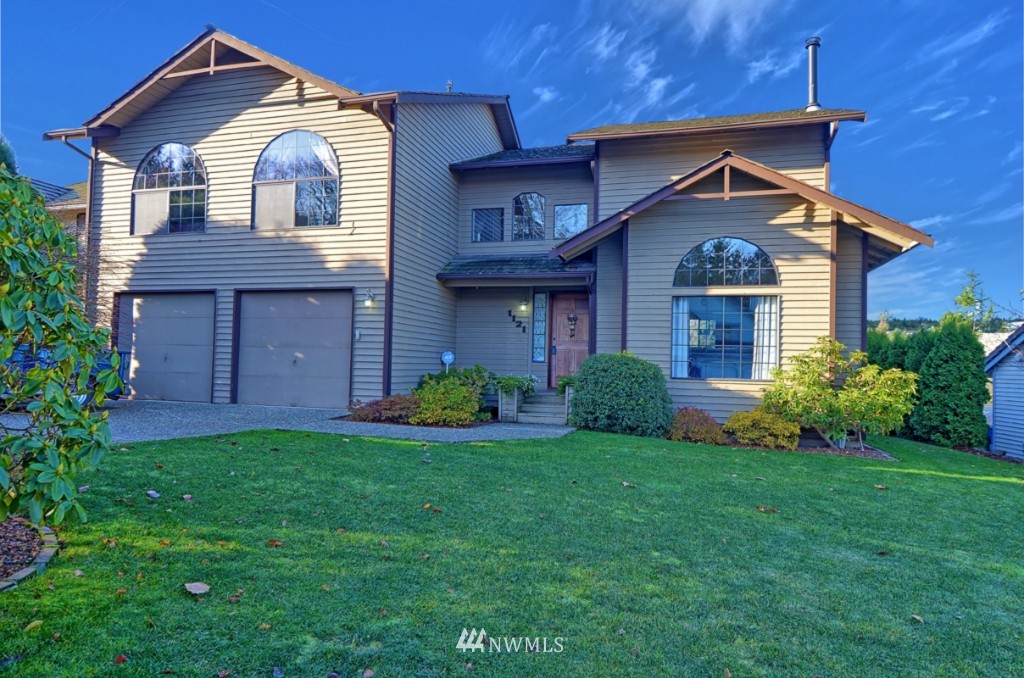 1121 South 23rd Street Renton, WA 98055 - Photo 1 of 20