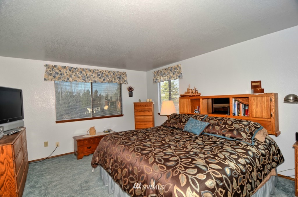 1121 South 23rd Street Renton, WA 98055 - Photo 16 of 20