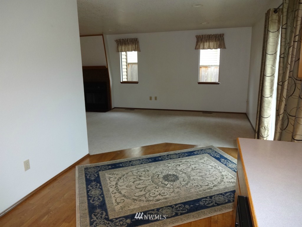 1121 South 23rd Street Renton, WA 98055 - Photo 6 of 20