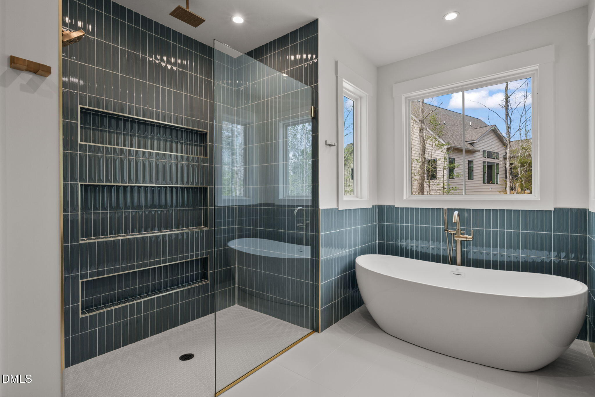 340 Pilot Ridge Road Zebulon, NC 27597 - Photo 29 of 52 Owner's Bath