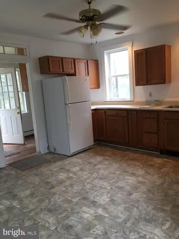 $1,400 | 138 Davis Road, New Park, PA 17352